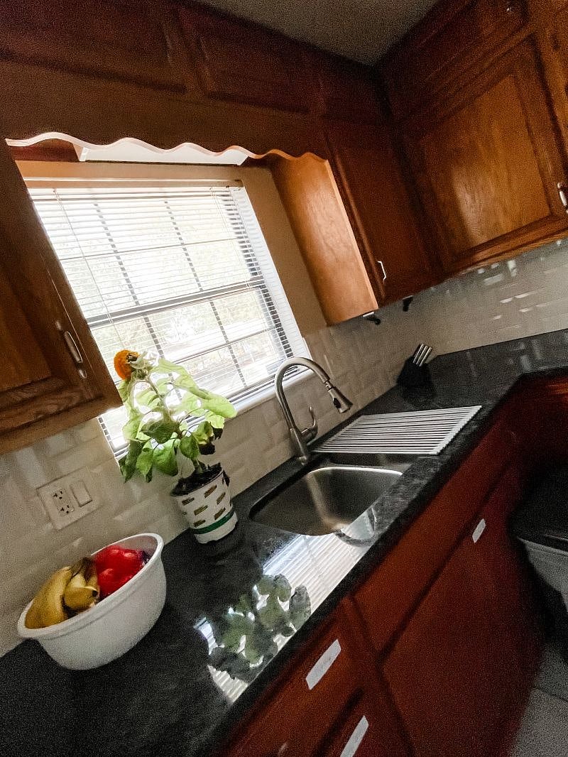 Furnished Finder property 561511_1 photo 15