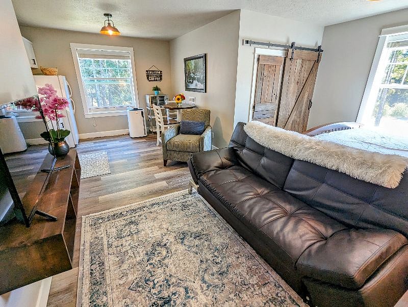Furnished Finder property 561530_1 photo 5