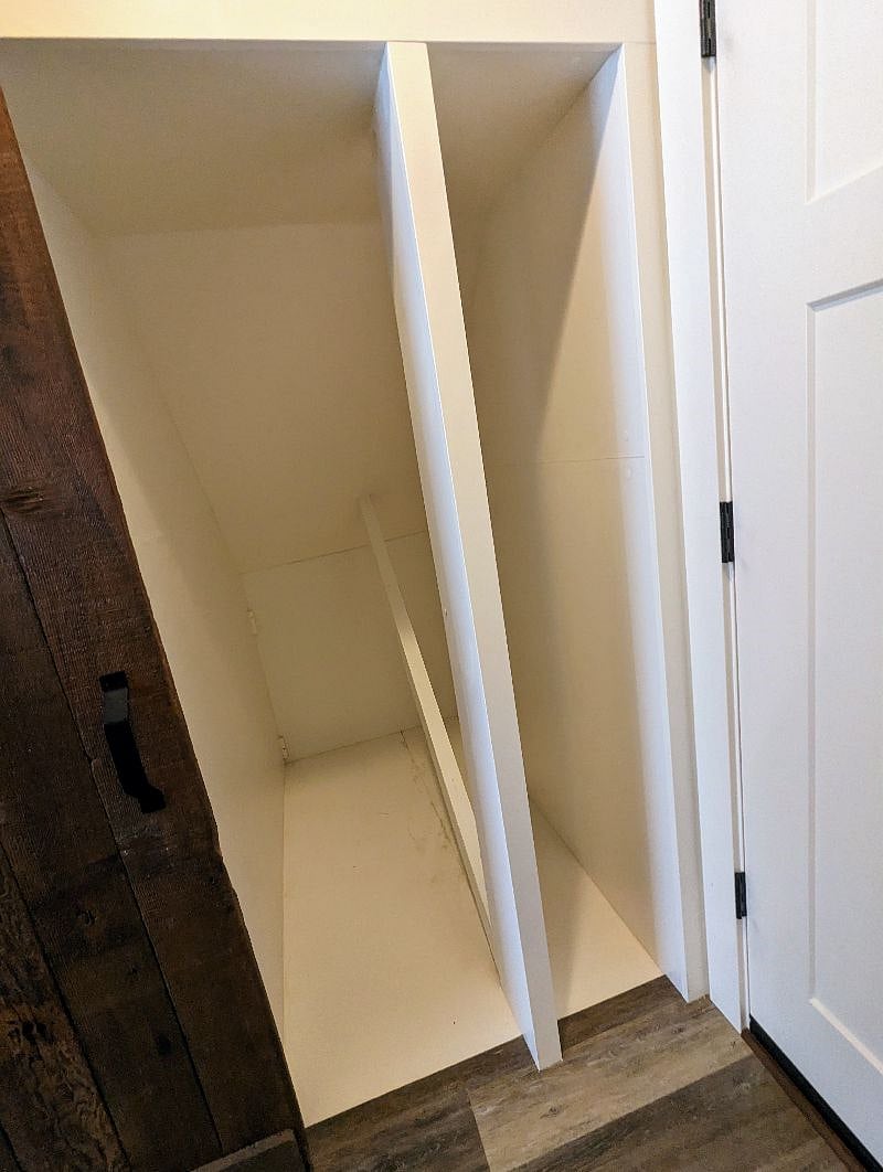 Large closet in entryway