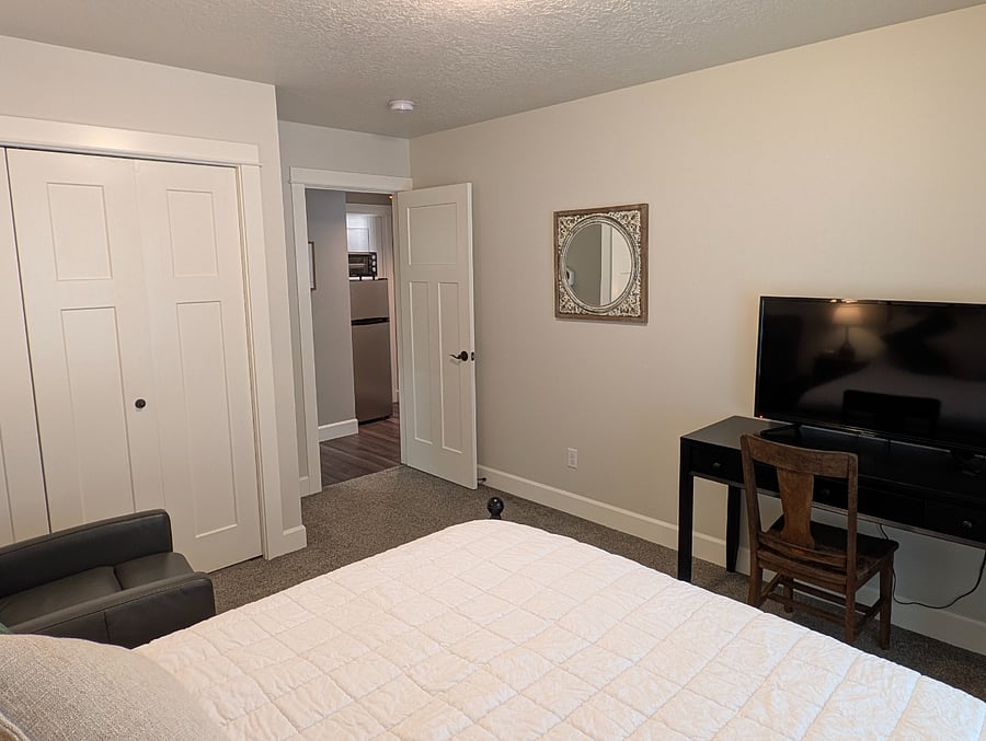 Furnished Finder property 561530_2 photo 3