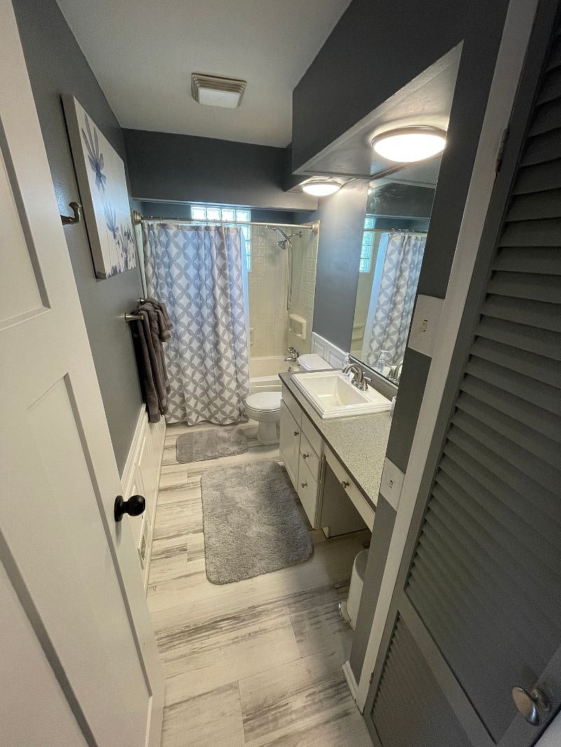 Upstairs Bathroom