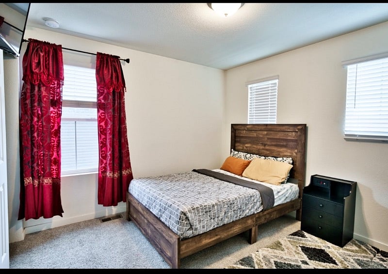 Furnished Finder property 561653_3 photo 3