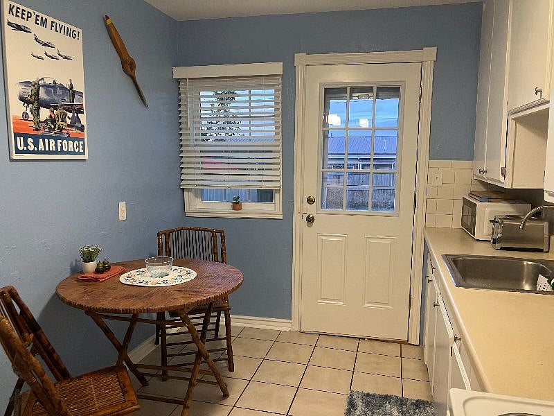 Furnished Finder property 561664_1 photo 8