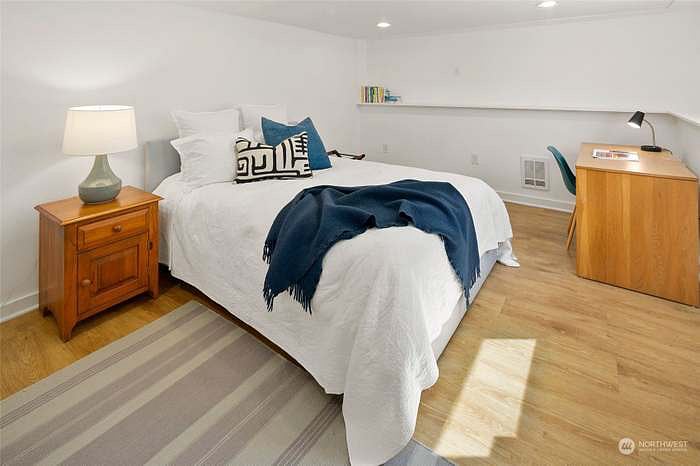 Furnished Finder property 561700_1 photo 6