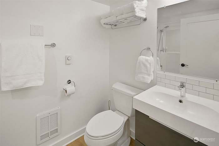 Furnished Finder property 561700_1 photo 5