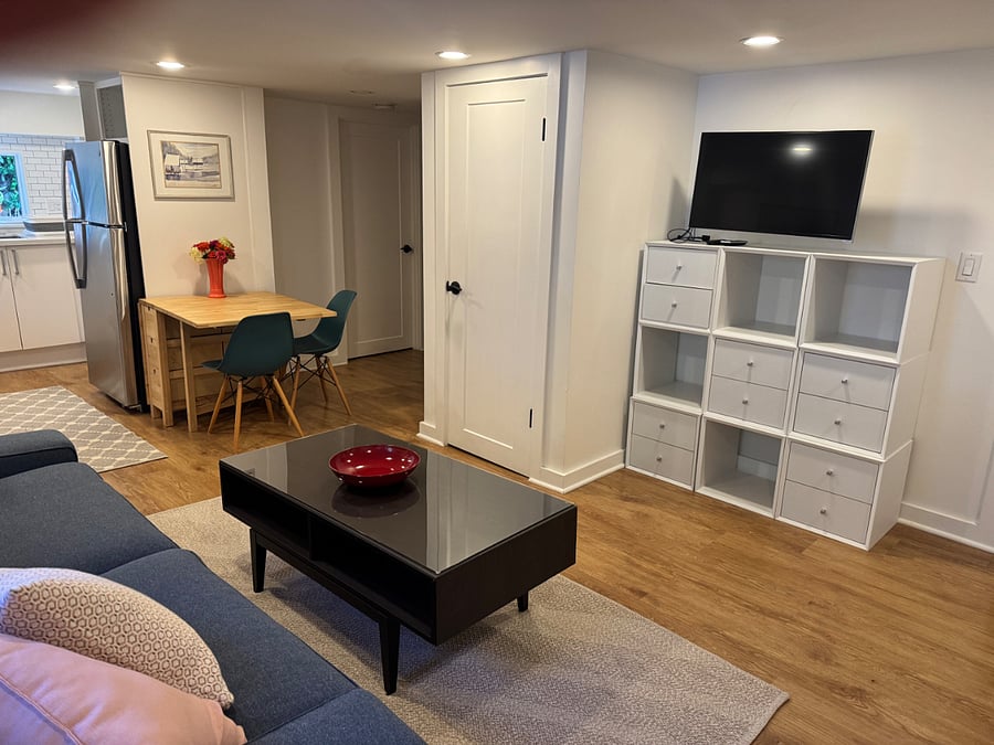 Furnished Finder property 561700_1 photo 3