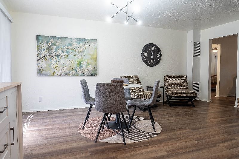 Furnished Finder property 561811_1 photo 6