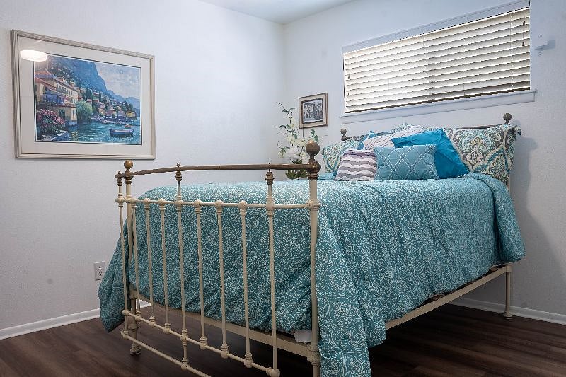 Furnished Finder property 561811_1 photo 12