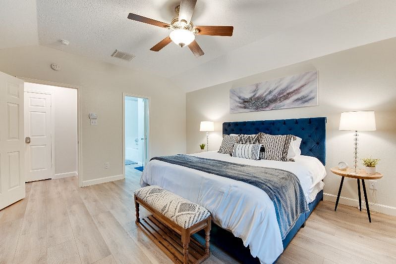 Furnished Finder property 561828_1 photo 14