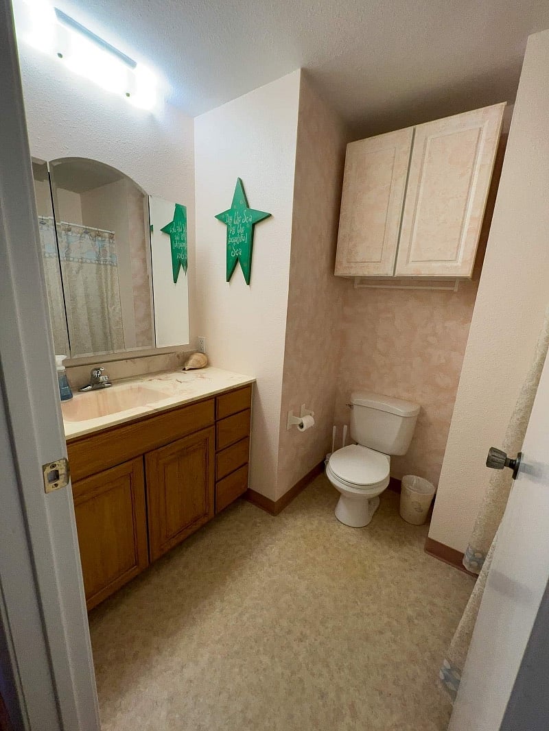 Guest bath