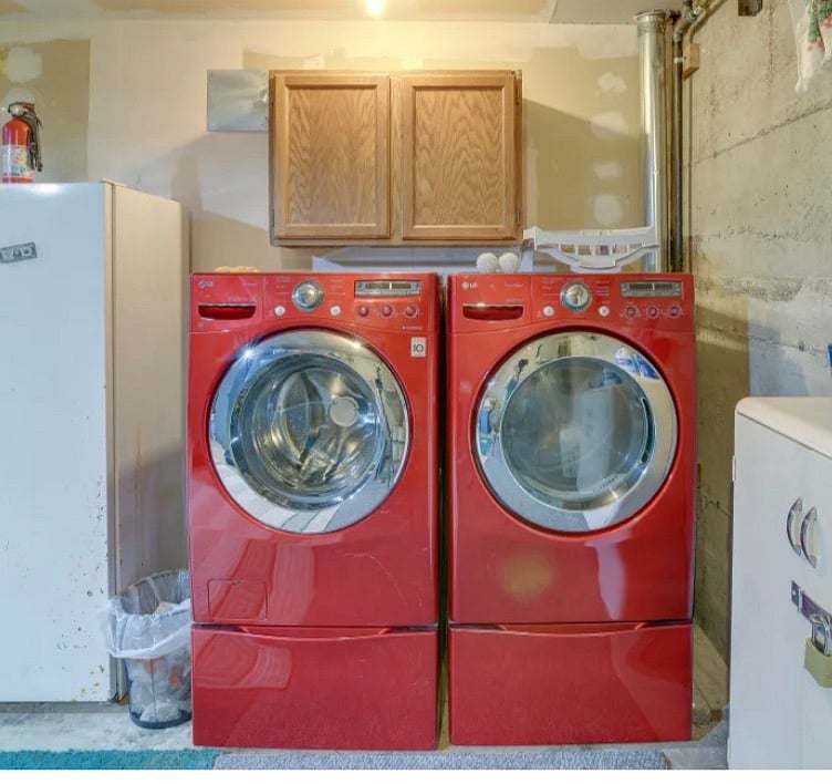 Washer - Dryer located in the garage. 