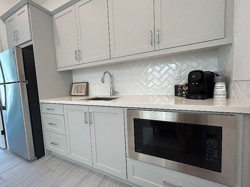 Furnished Finder property 561853_1 photo 3