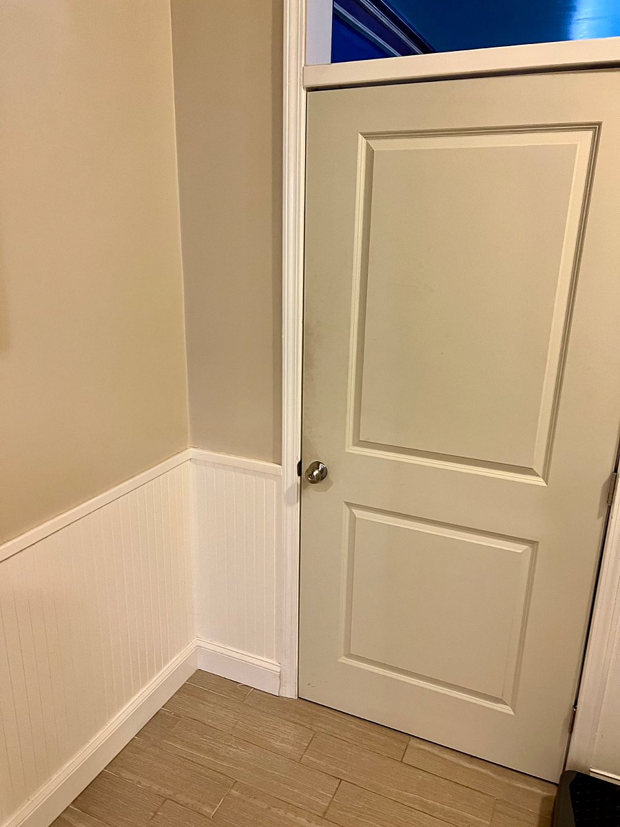 Entry to bedroom