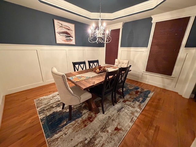 Shared formal dining area