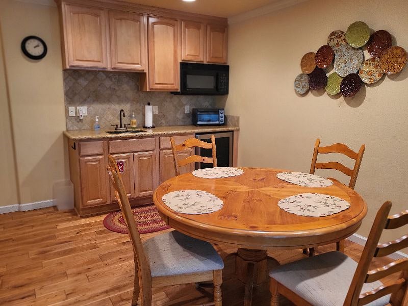 Furnished Finder property 561869_1 photo 15