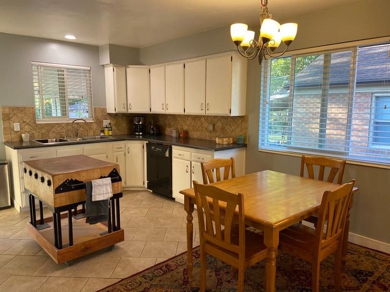 Furnished Finder property 562043_1 photo 8