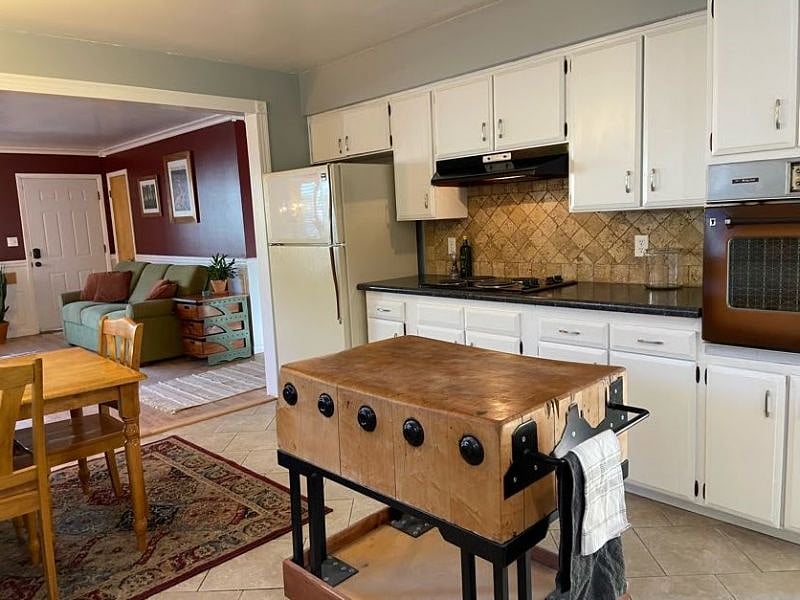 Furnished Finder property 562043_1 photo 9