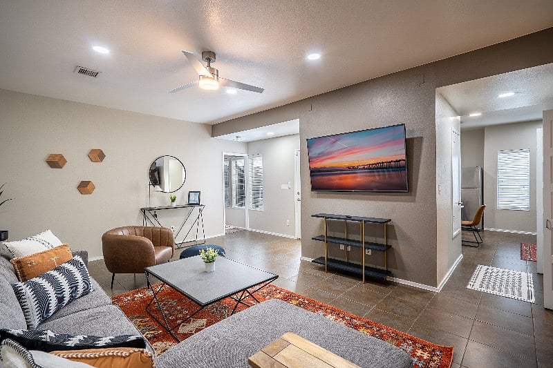 Furnished Finder property 562176_1 photo 1