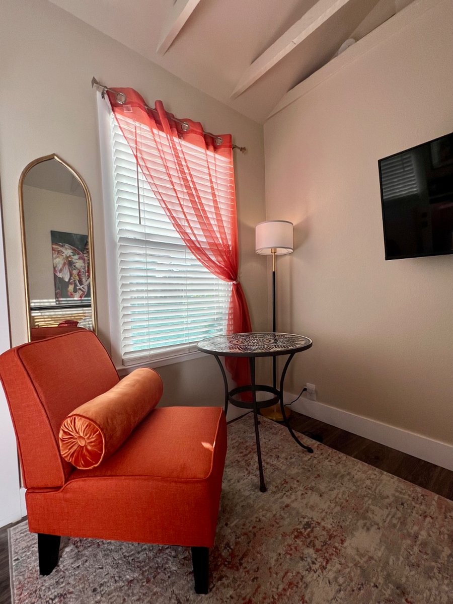 Furnished Finder property 562185_1 photo 6