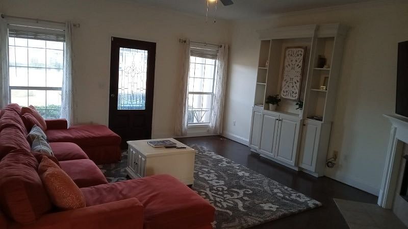 Furnished Finder property 562188_1 photo 8
