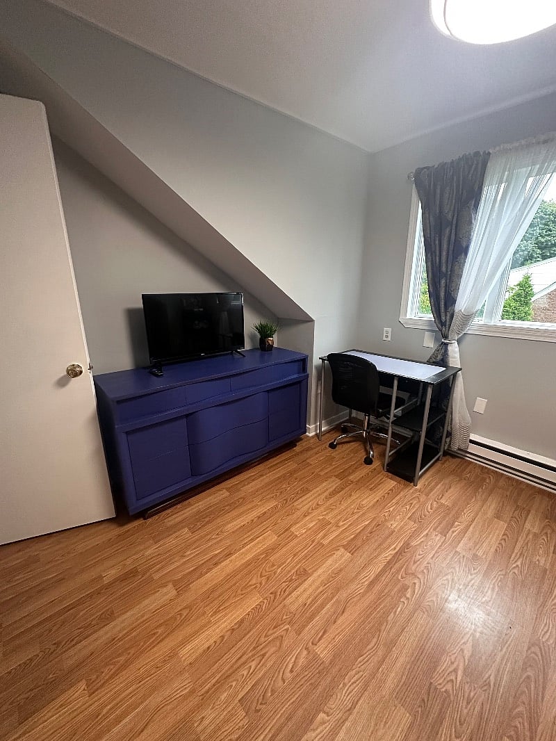 Furnished Finder property 562189_1 photo 4