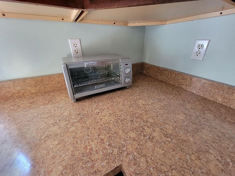 Furnished Finder property 562285_1 photo 12