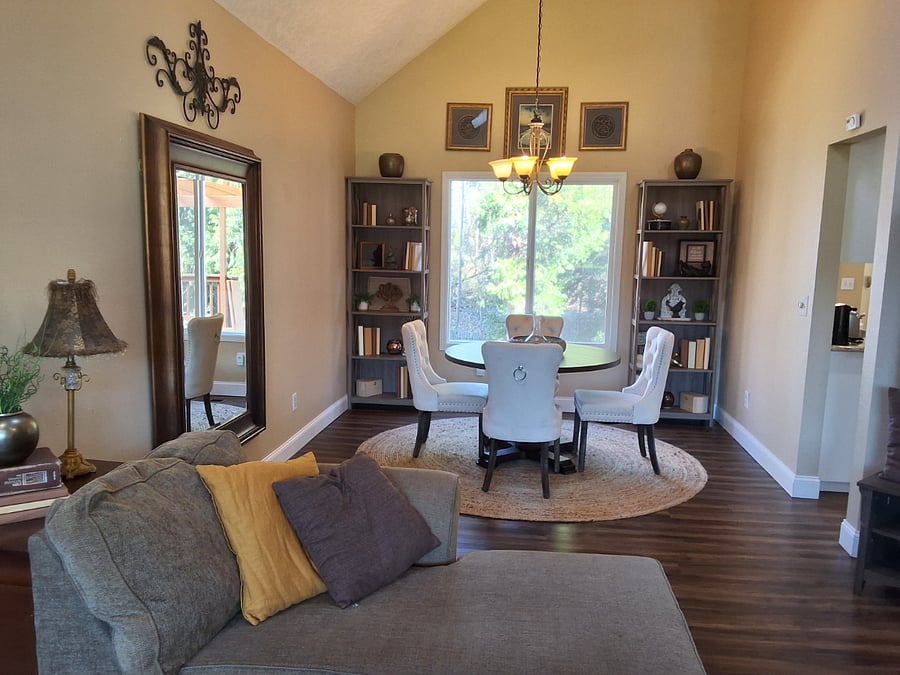 Formal dining off of living room