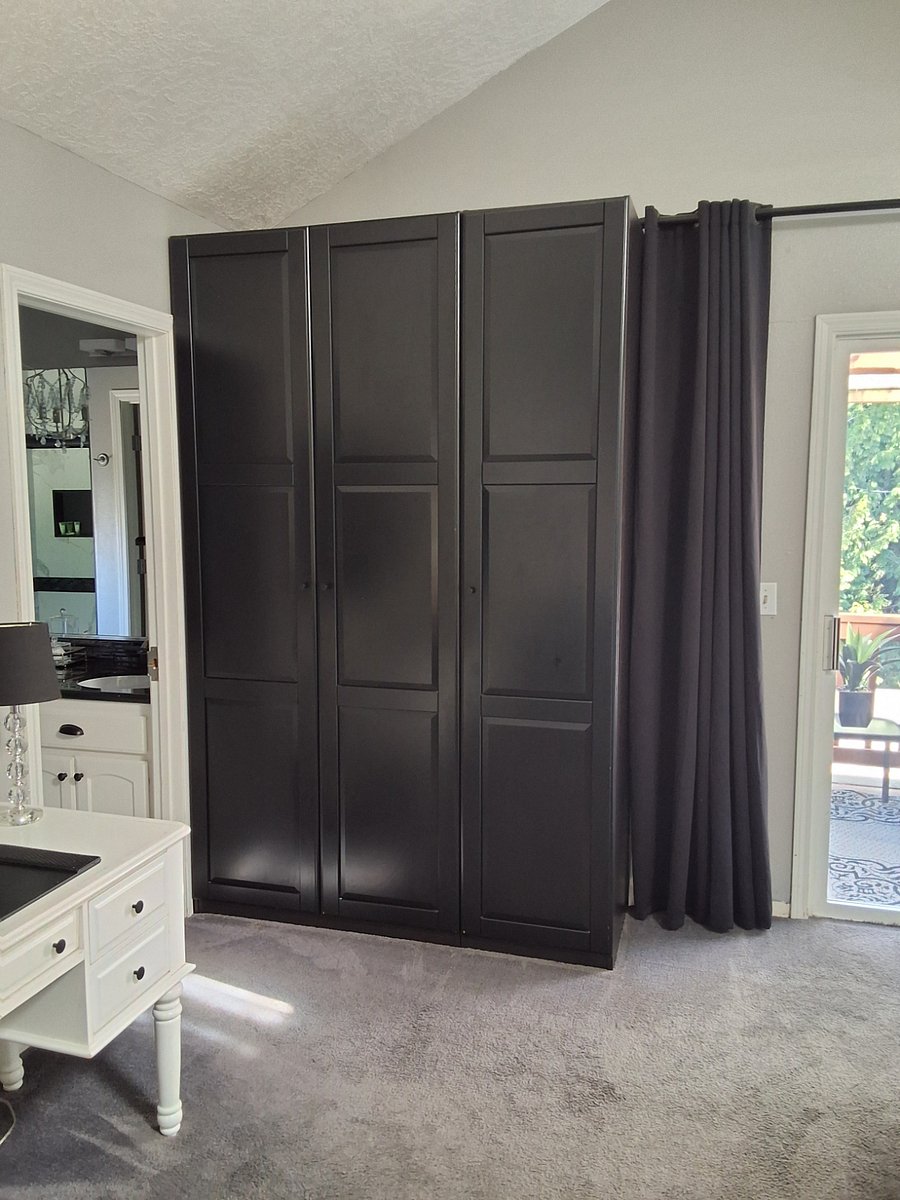 Primary bedroom, large wardrobe closed