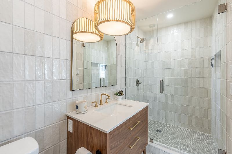 Furnished Finder property 562300_1 photo 9