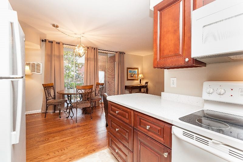 Furnished Finder property 562329_1 photo 3