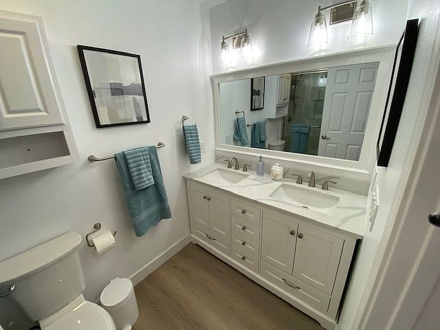 bedroom 1 bath -dual sink bathroom