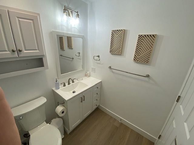Shared bath for Unit B and C