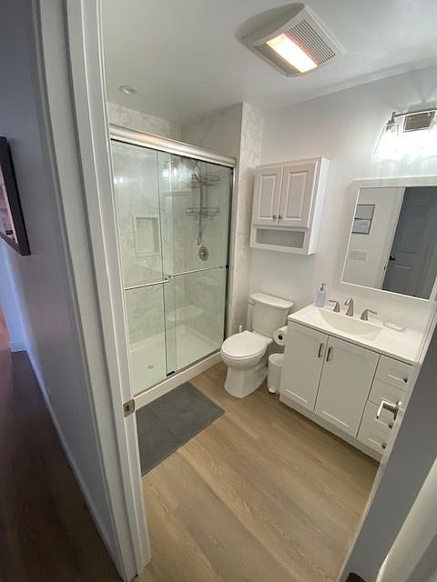 Shared bath for Unit B and C