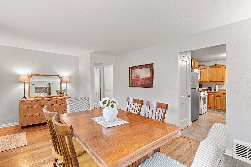 Furnished Finder property 562412_1 photo 7