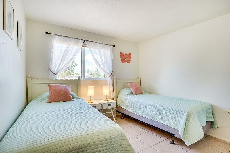 Furnished Finder property 562438_1 photo 18