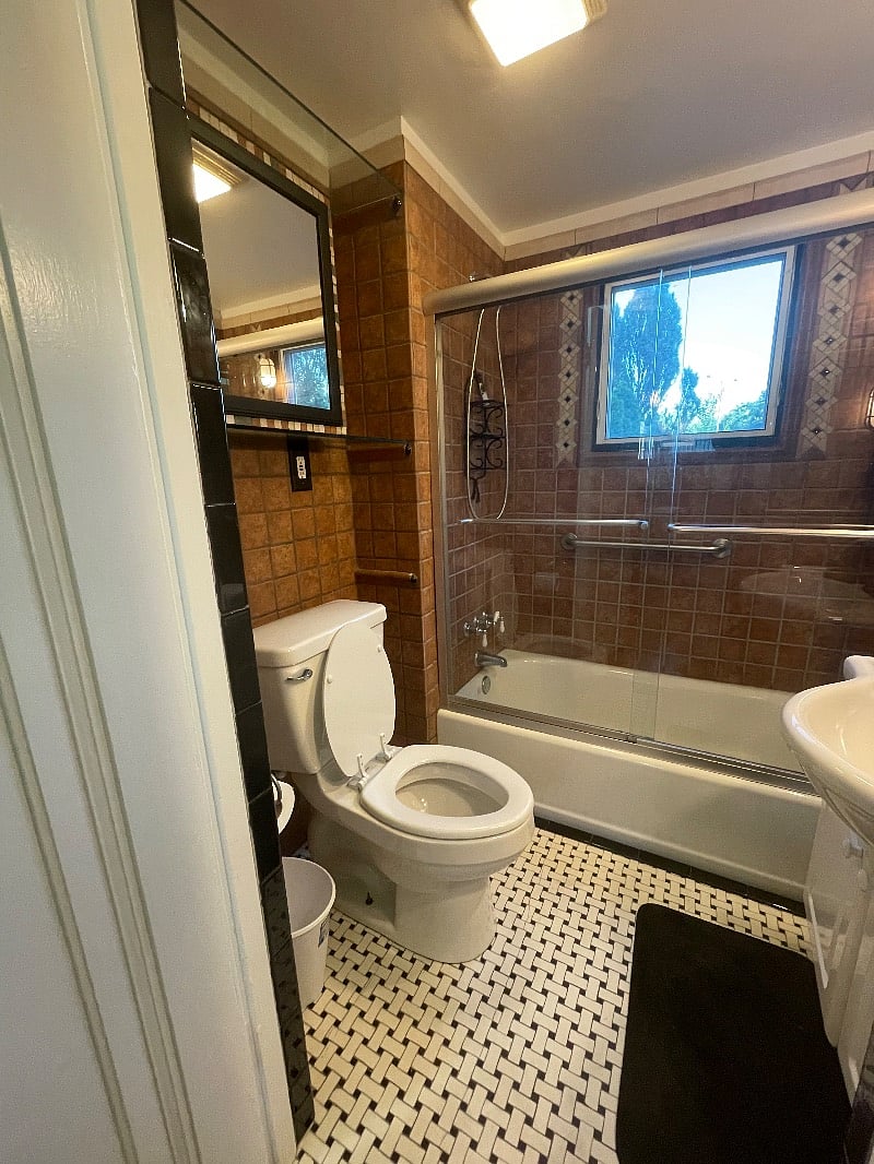 Furnished Finder property 562460_1 photo 17