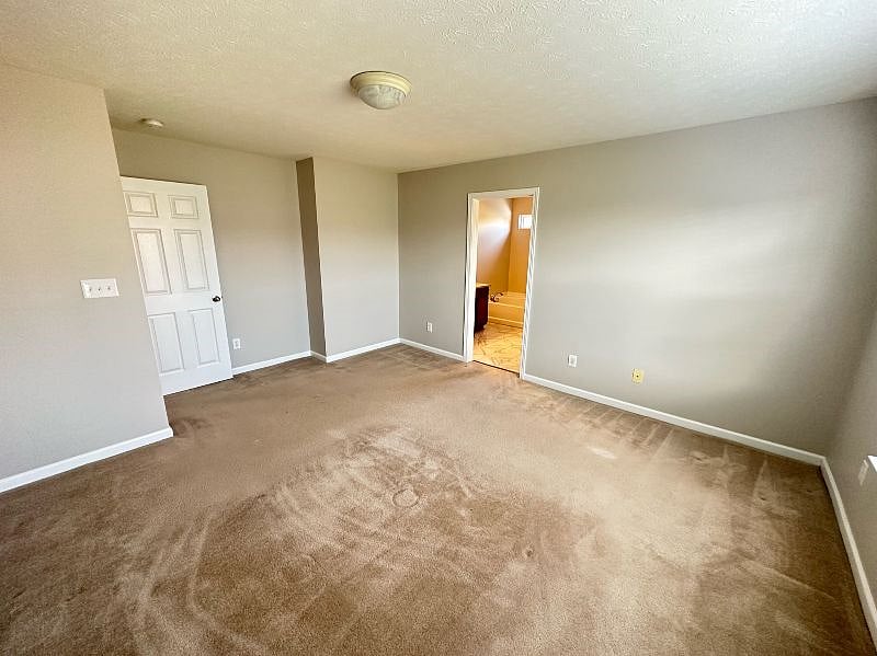 Furnished Finder property 562477_1 photo 3