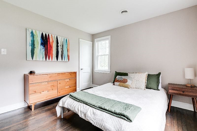 Bedroom #1