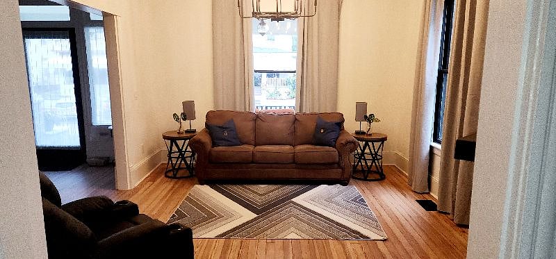 Furnished Finder property 562530_1 photo 4