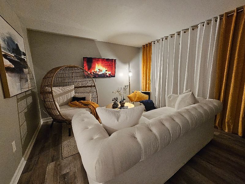 Furnished Finder property 562552_1 photo 3