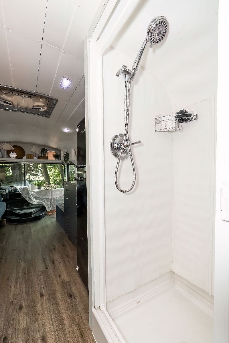 Furnished Finder property 562610_1 photo 23