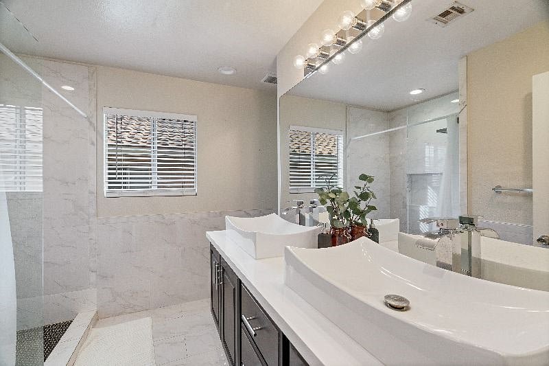 Furnished Finder property 562625_1 photo 4