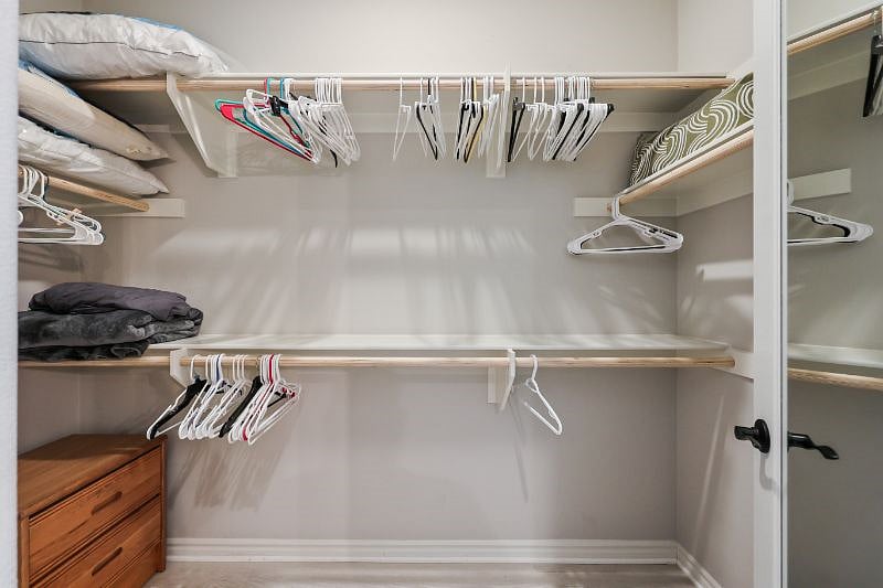 Master Bedroom - Walk-in closet