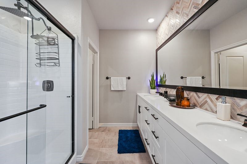 Master Bedroom - Private attached bathroom
