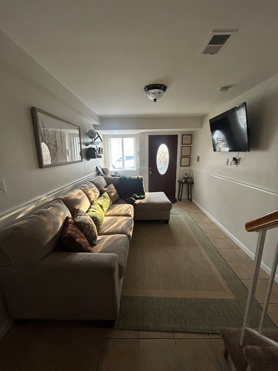 Furnished Finder property 562680_1 photo 2
