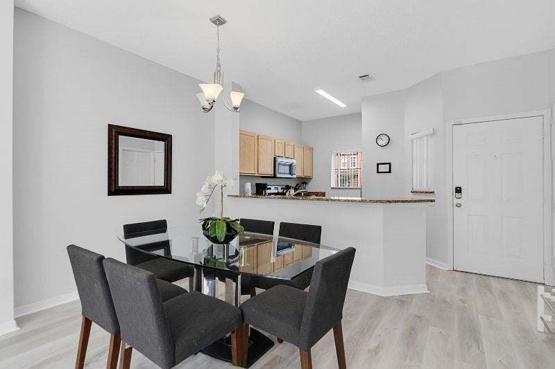 Furnished Finder property 562693_1 photo 18