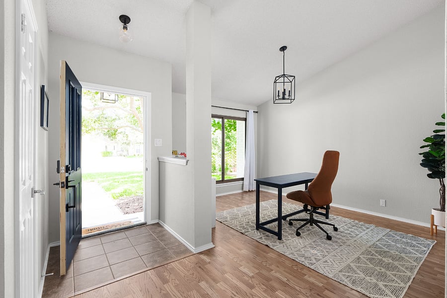 Furnished Finder property 562705_1 photo 17