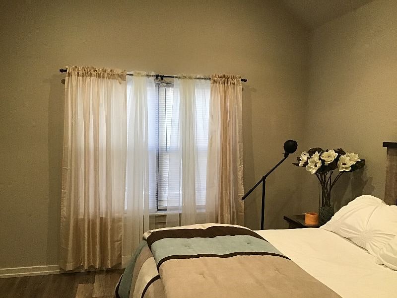 Furnished Finder property 562723_1 photo 3