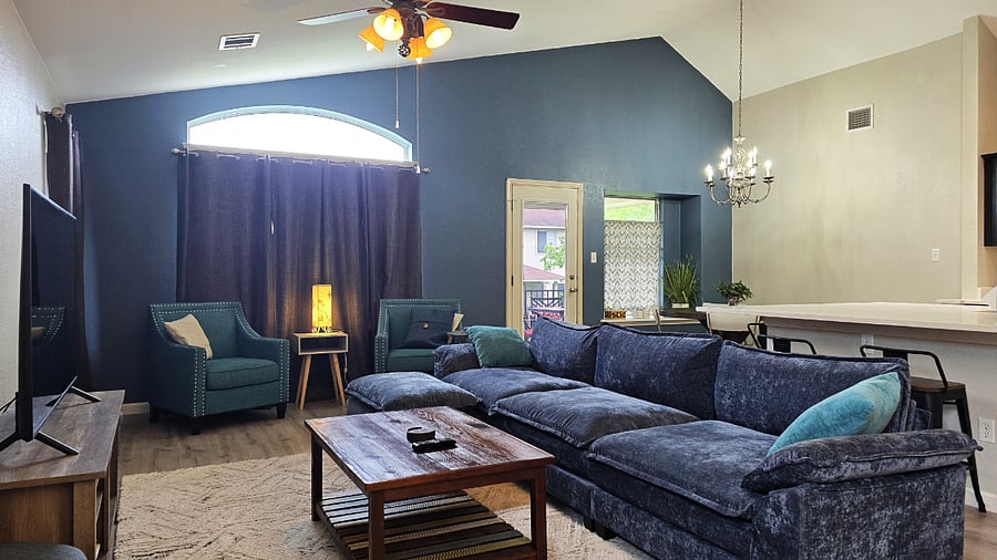 Combined living, dining and kitchen