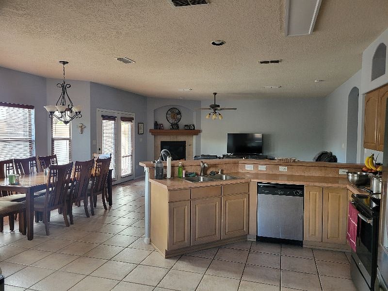 Furnished Finder property 562763_1 photo 9